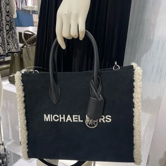 MICHAEL KORS Mirella Medium Suede and Faux Shearling Tote Bag
Black 
NWT - Picture 9 of 16